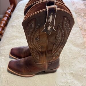 Justin Boots Brown Leather Western Riding Boots with White Stitching